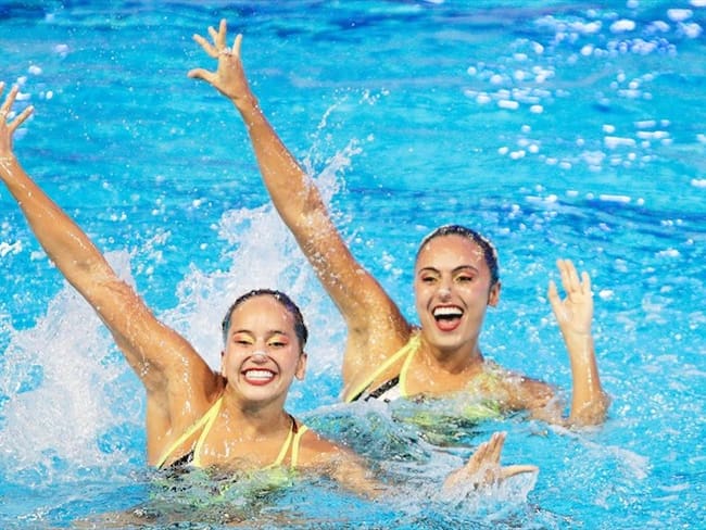 Estefanía Álvarez y Mónica Arango en natación artística de los Juegos Olímpicos de Tokio 2020. Foto: Eric Alonso/Getty Images