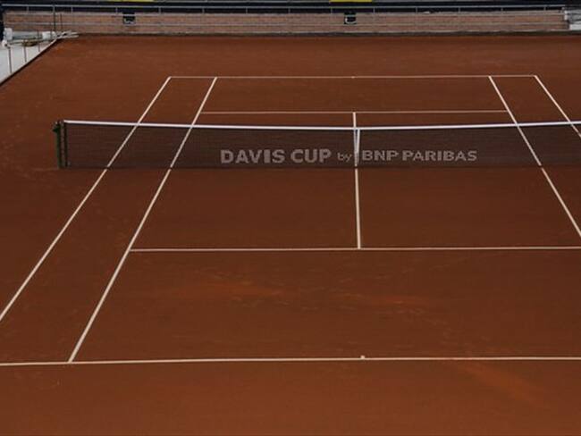 Así se construyó la cancha de tenis del Palacio de los Deportes para la Copa Davis. Foto: Colprensa