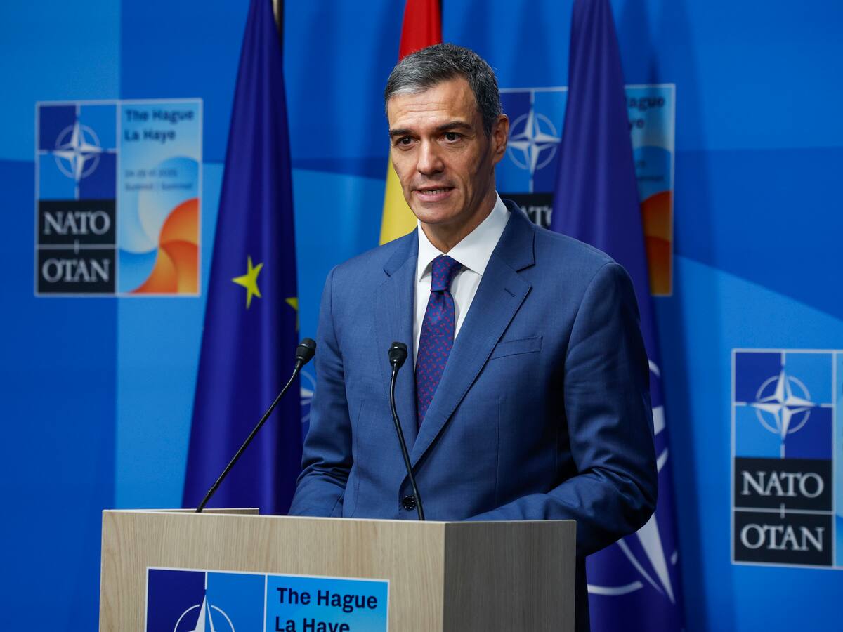 Análisis: ¿Polémica de España sobre gasto en OTAN es cortina de humo por el escándalo de corrupción?