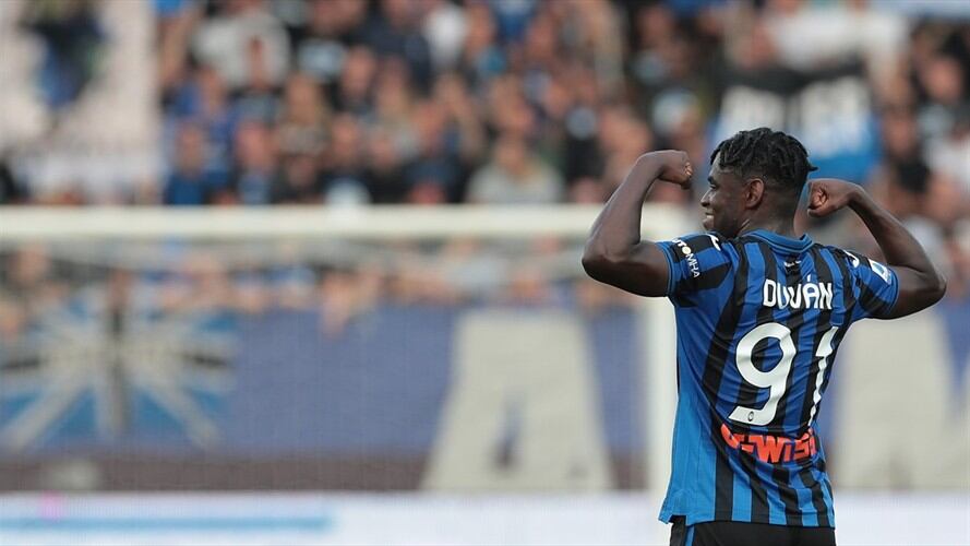 Con gol de Duván Zapata, Atalanta derrotó por 3-1 al Lecce en la Serie A. Foto: Getty Images