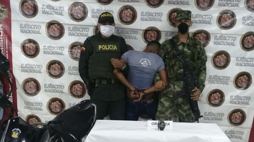 Captura de tres presuntos integrantes del Clan del Golfo en el sur de Córdoba. Foto: Cortesía Ejército Nacional