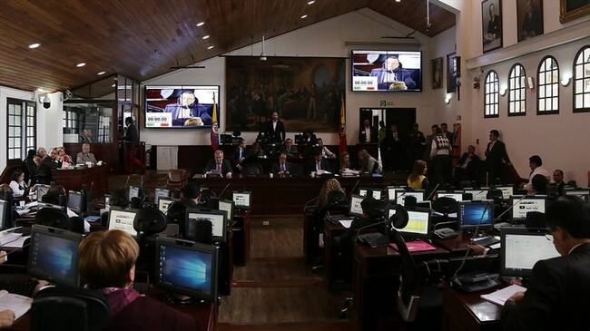 El Concejo de Bogotá aprobó el Presupuesto Distrital para el año 2019 con 30 votos a favor y 10 en contra. Foto: Colprensa
