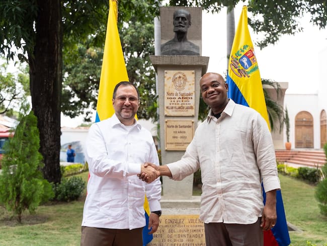 Los cancilleres de Colombia y Venezuela. Foto: Cancillería