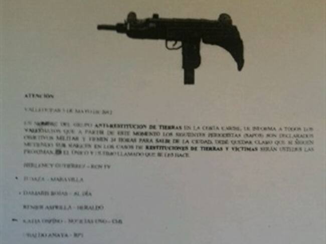 Foto: Panfleto con amenazas.