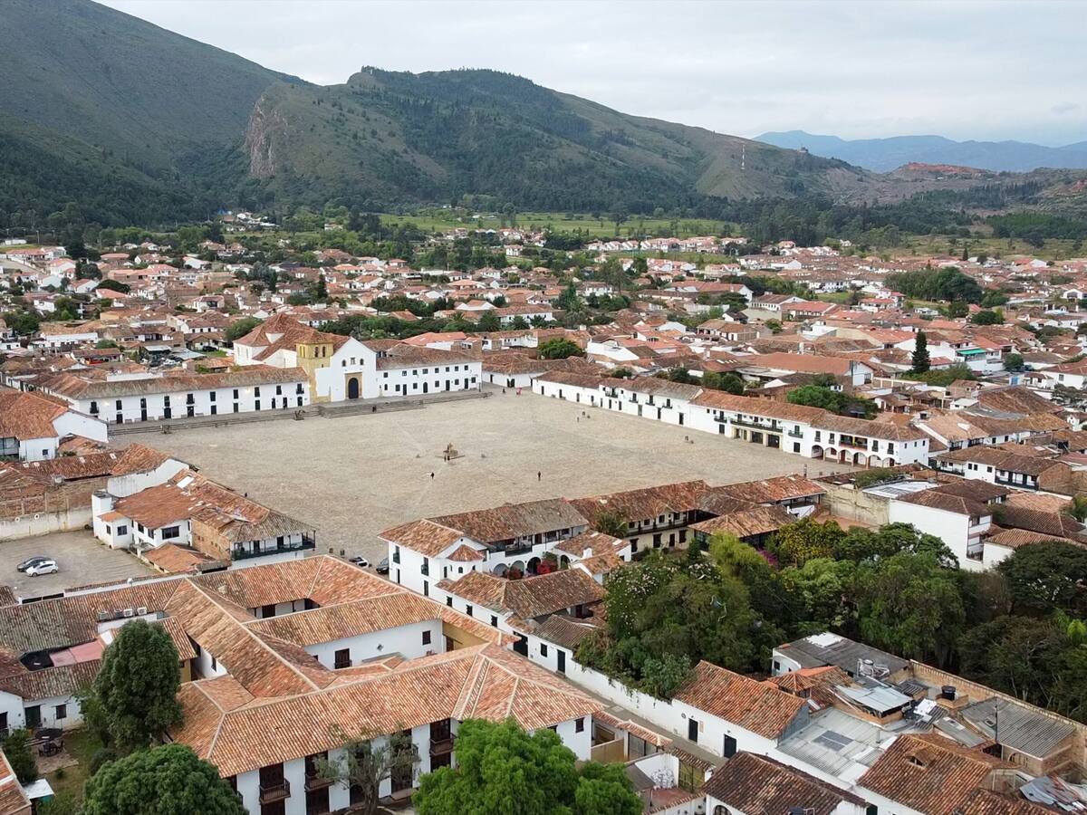 Debate en Villa de Leyva por construcción de parqueaderos en cabecera de Centro Histórico