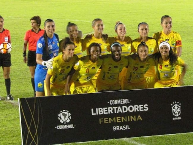 Las mujeres del Huila se coronaron campeonas de la Libertadores femenina.   @AHuilaFemenino  / Twitter