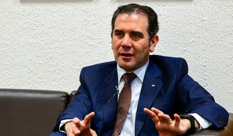 El Instituto Nacional Electoral (INE) de México aprobó este viernes los lineamientos y el presupuesto para la organización del referéndum para revocar el mandato presidencial. Foto: Getty Images