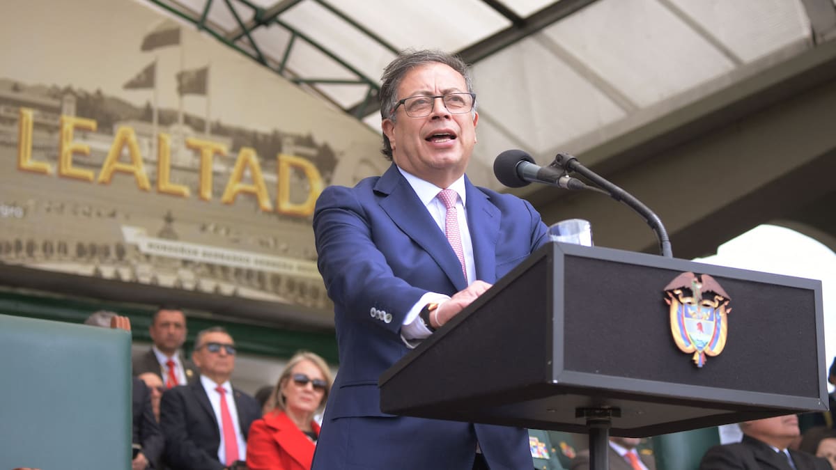 Magistrada del CNE pide comisión especial para investigar campaña de Petro
