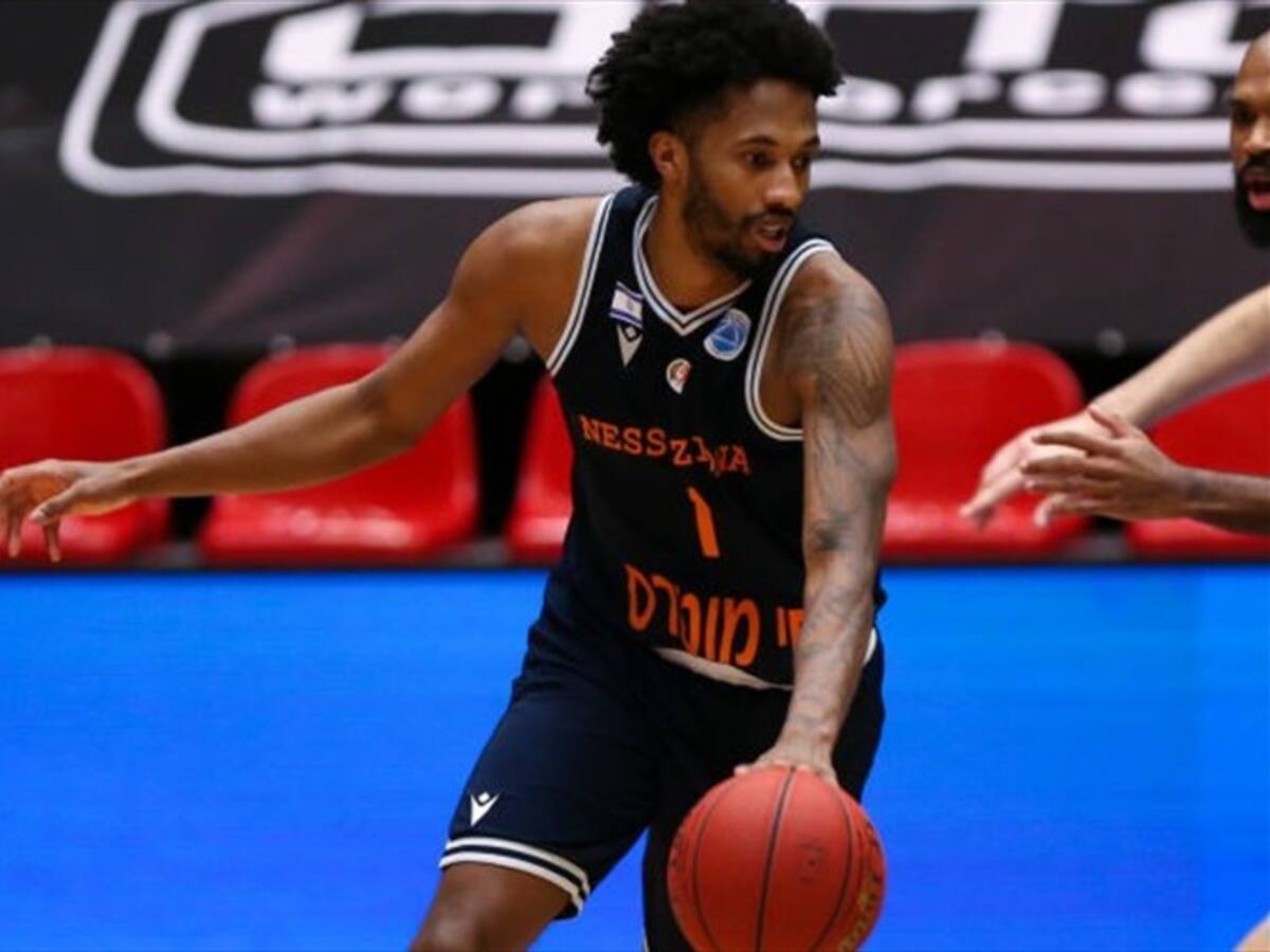 Braian Angola es la figura indiscutible del baloncesto colombiano en la Copa Europea FIBA