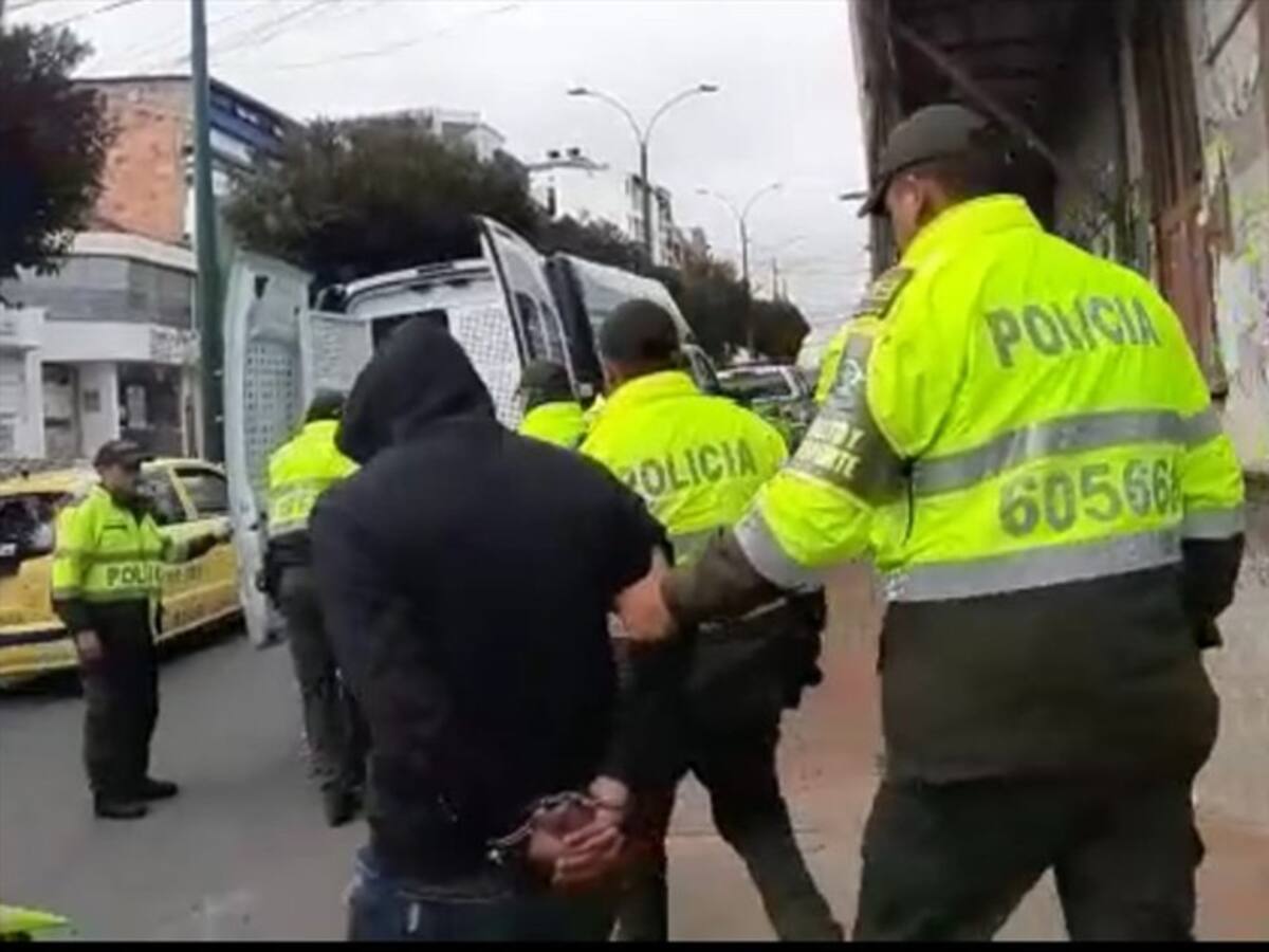Menores de edad aceptan cargos por muerte de comandante de vigilancia de cárcel de Cómbita