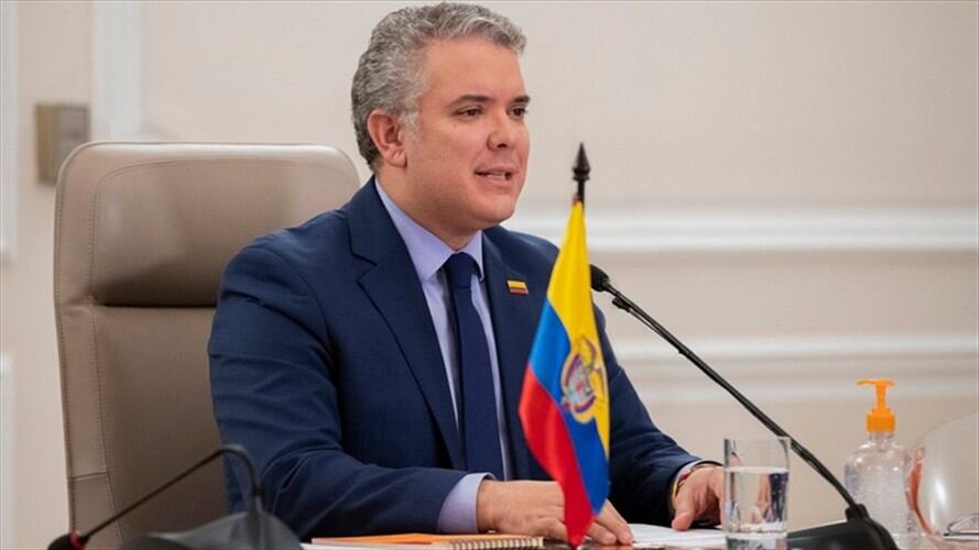 “Esto pone claramente en desventaja a la industria nacional que queda por fuera de esta exención”, dice el representante Rodrigo Rojas.  . Foto: Presidencia