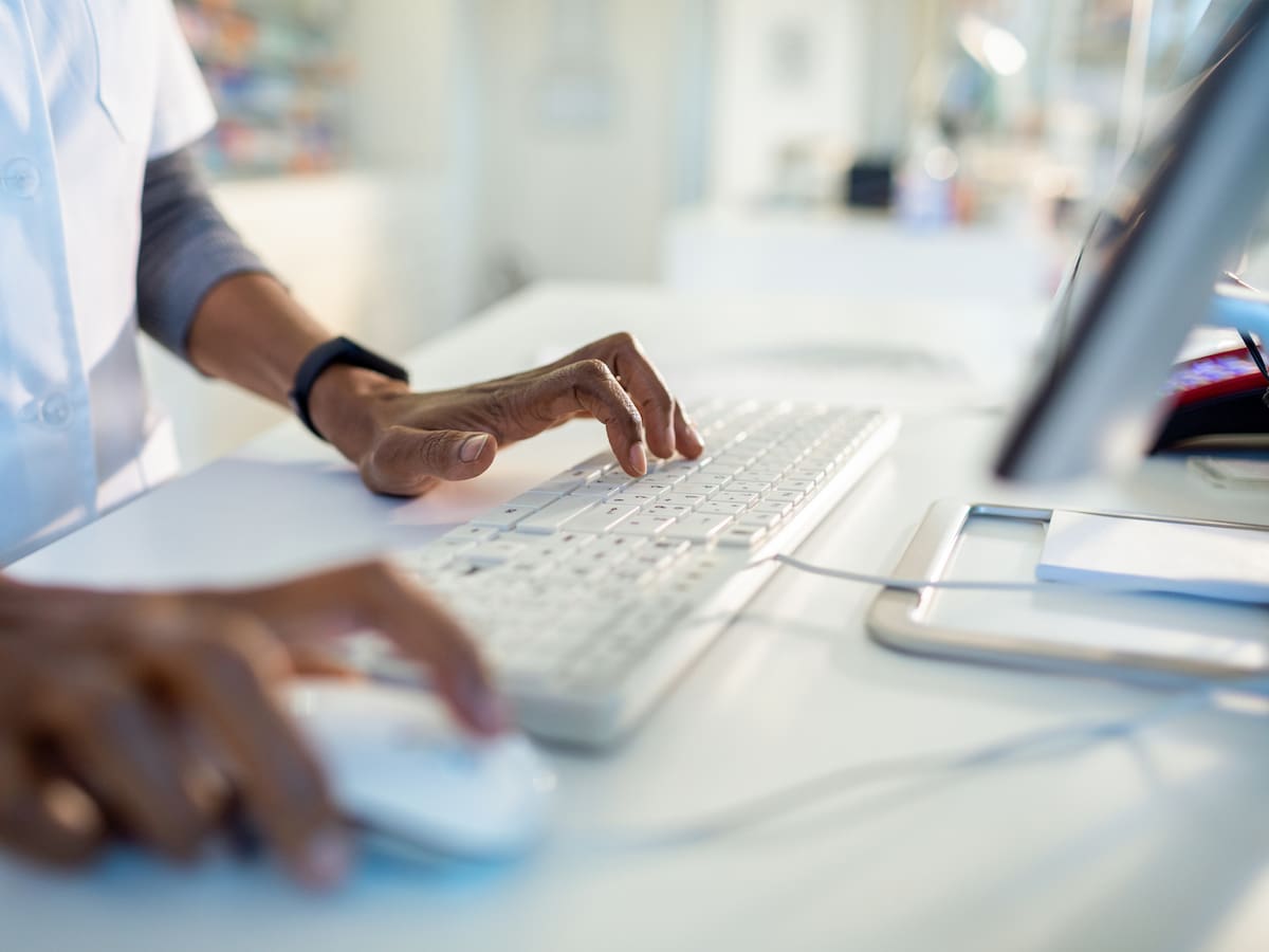 Continúa falla en plataforma de Colsanitas: usuarios denuncian demoras en servicios