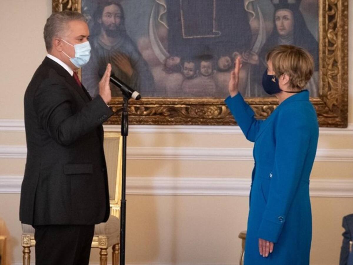 Tenemos que estabilizar las finanzas de la Nación, Colombia no puede dar espera: Duque