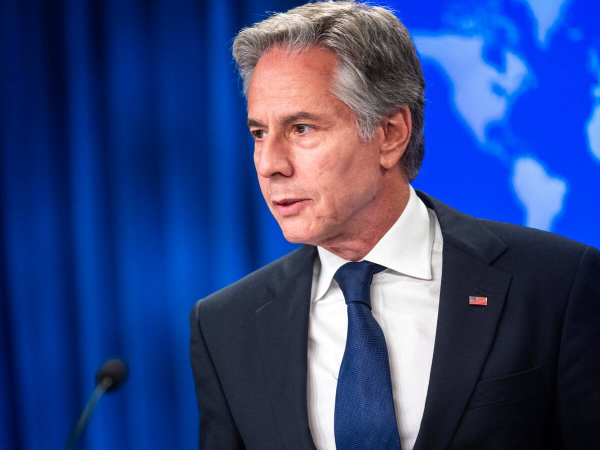 Blinken eludió referirse al bombardeo israelí a Beirut e insistió en un alto el fuego