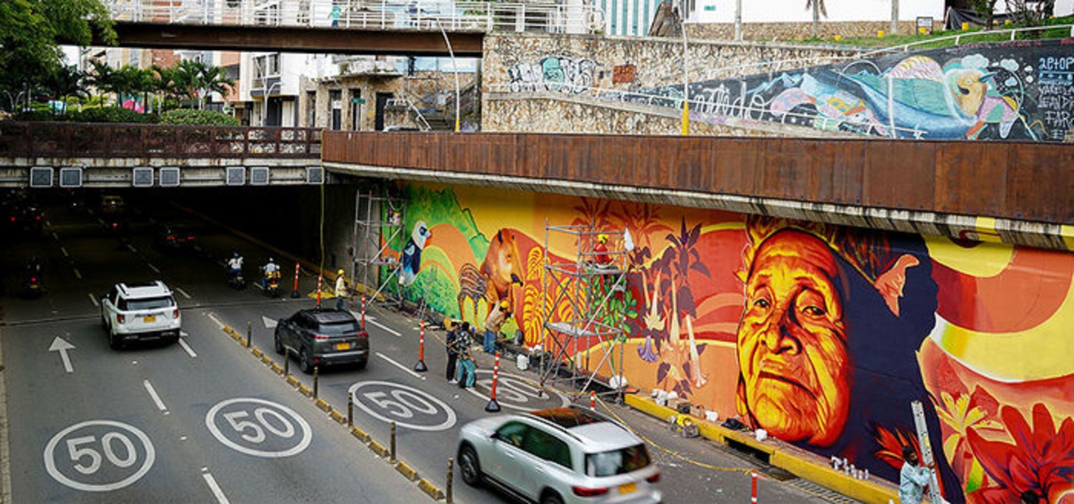 El director de la Unidad de Bienestar y Servicios de Cali, Francisco Prado, negó que existiera alguna irregularidad en el proceso de contratación. Foto: Alcaldía de Cali. 