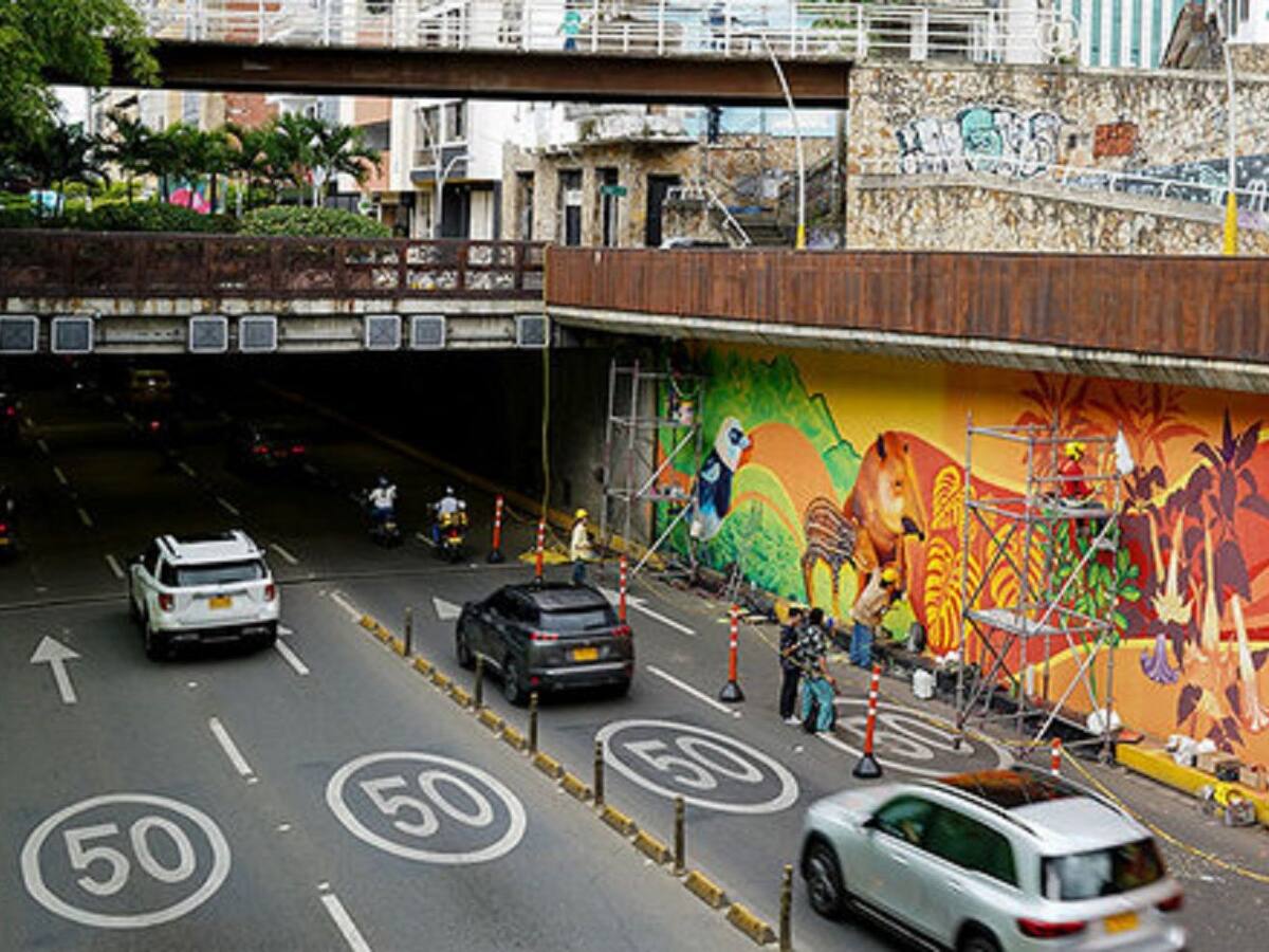 Cuestionan contrato para pintar murales en túnel mundialista de Cali