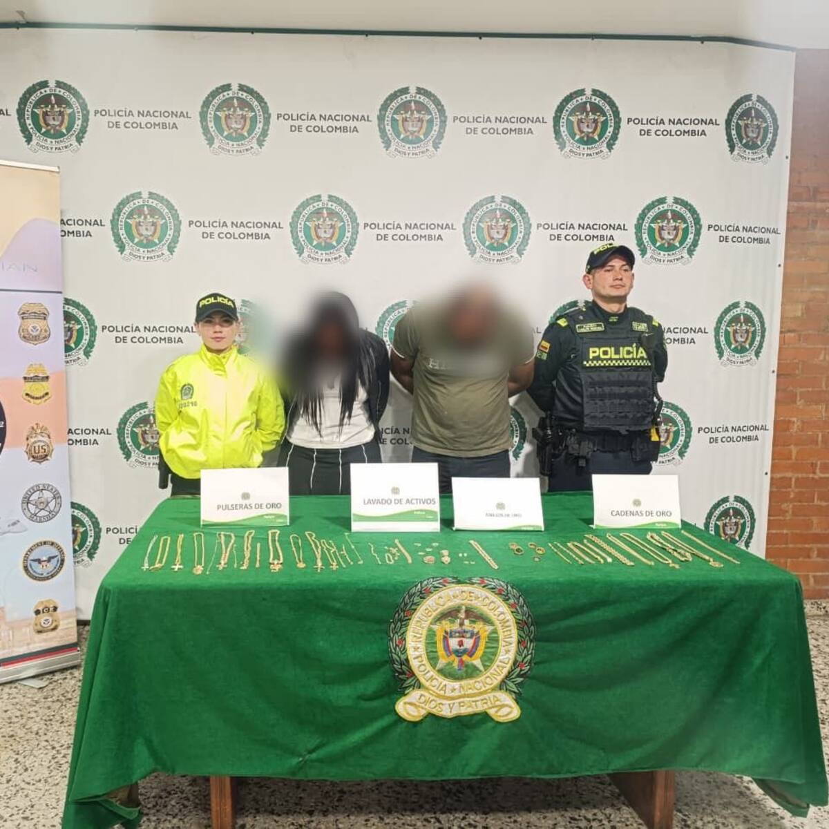 Capturan a ladrones de joyas en Aeropuerto El Dorado: llevaban cadenas avaluadas en $400 millones