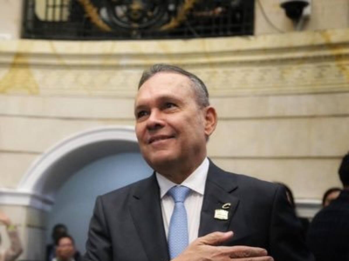 Efraín Cepeda propuso que recursos de la consulta popular se utilicen para subsidios de energía