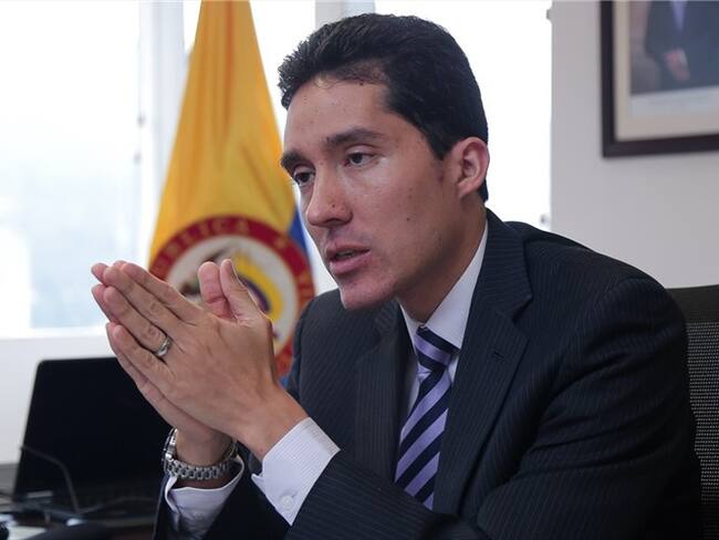 Es urgente la toma de medidas complementarias para proteger el empleo: Luis Fernando Mejía