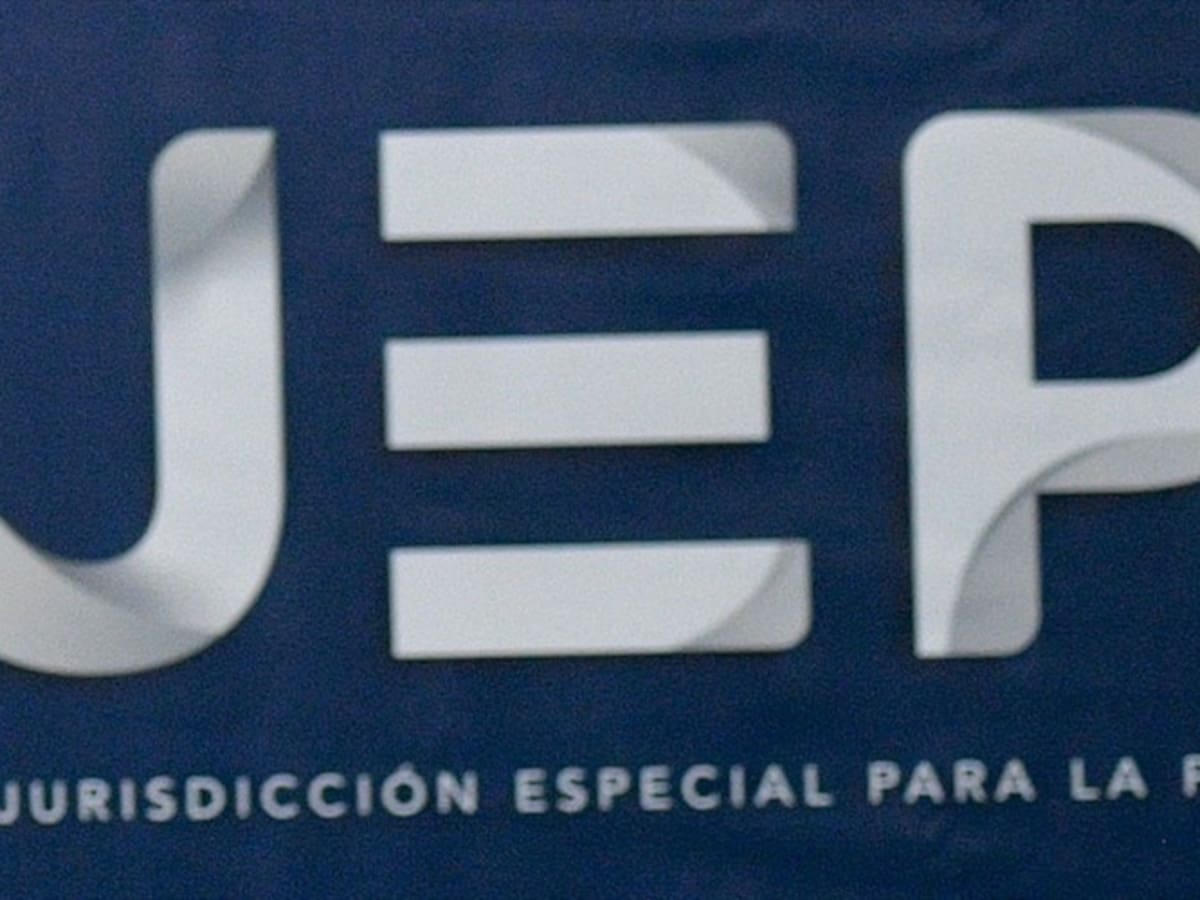 Los dardos del nuevo presidente de la JEP a los críticos del tribunal