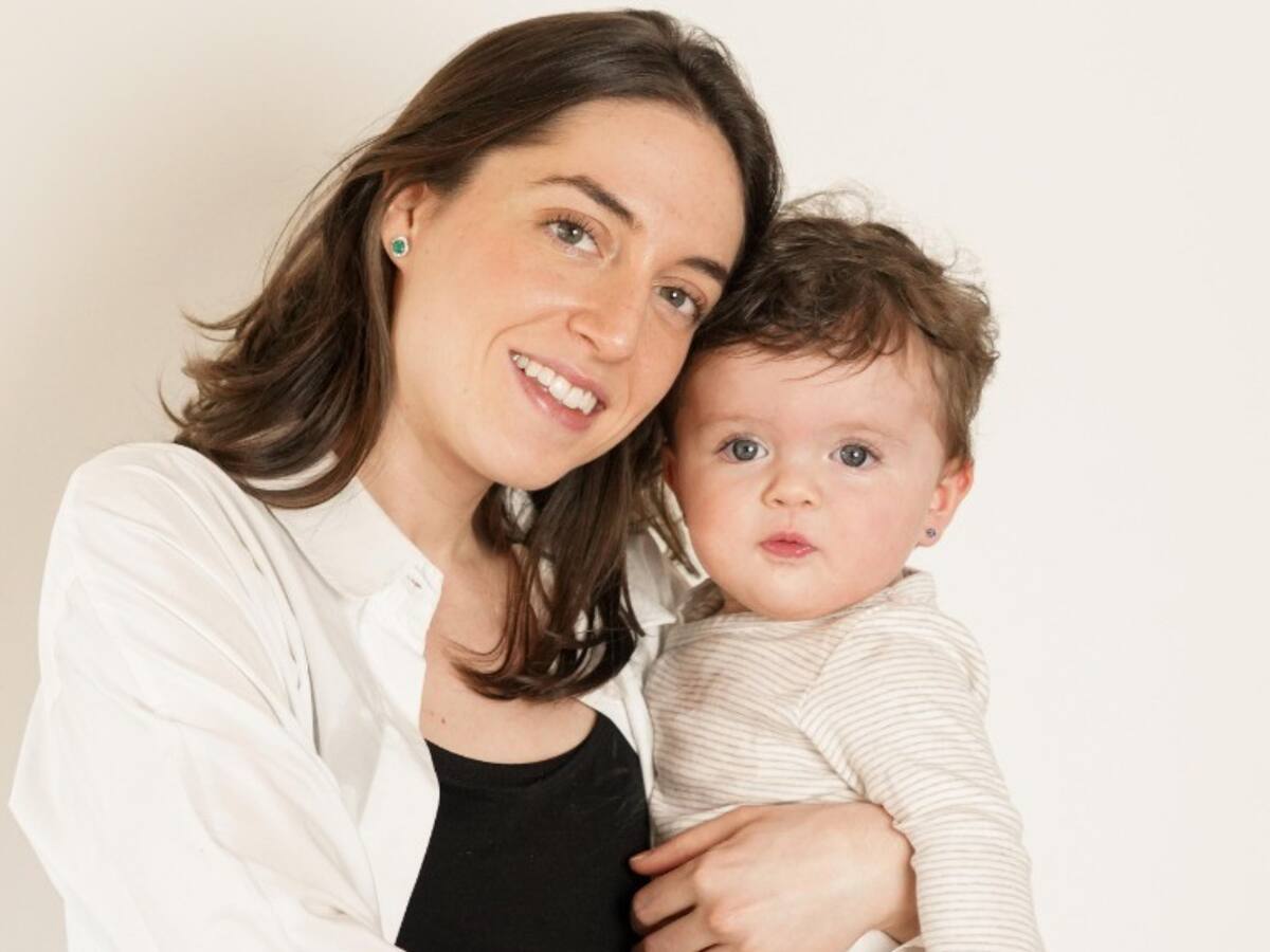 Alimentación del bebé: ¿Cómo y cuándo empezar a darle comida sólida? Consejos y más