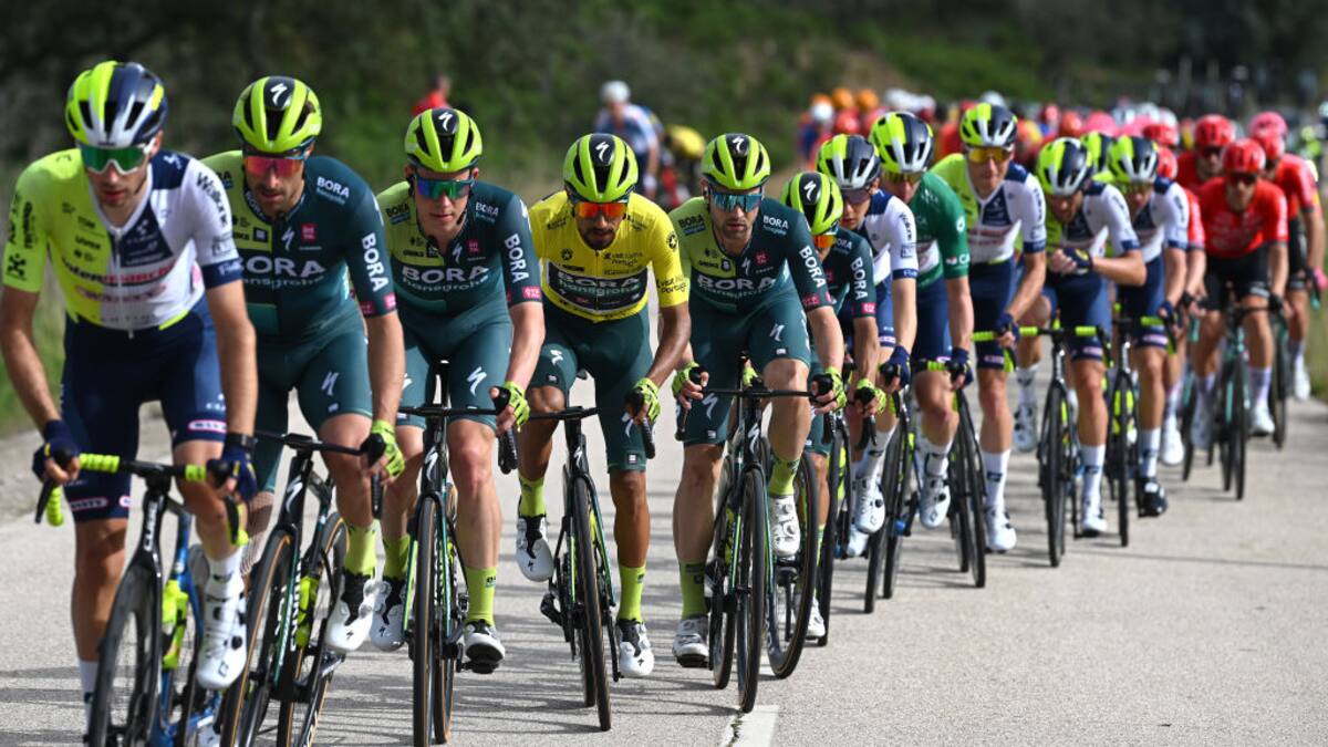 Así van los colombianos en el Giro de Italia: Daniel Felipe Martínez sigue en el top 3