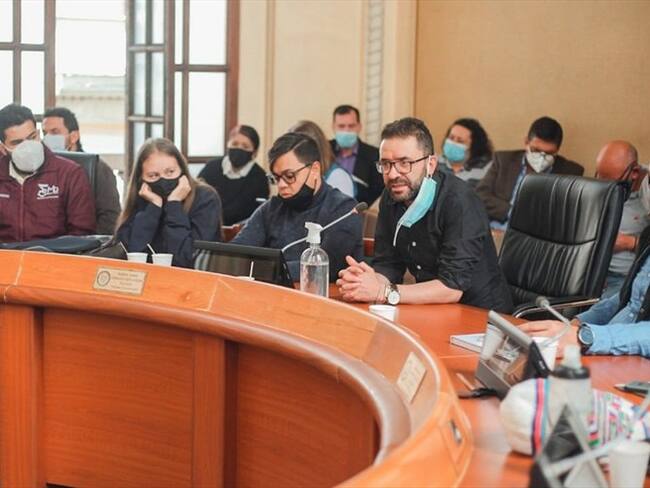 Mesas de trabajo entre Manizales y Caldas. Foto: Enviada desde la Gobernación de Caldas.