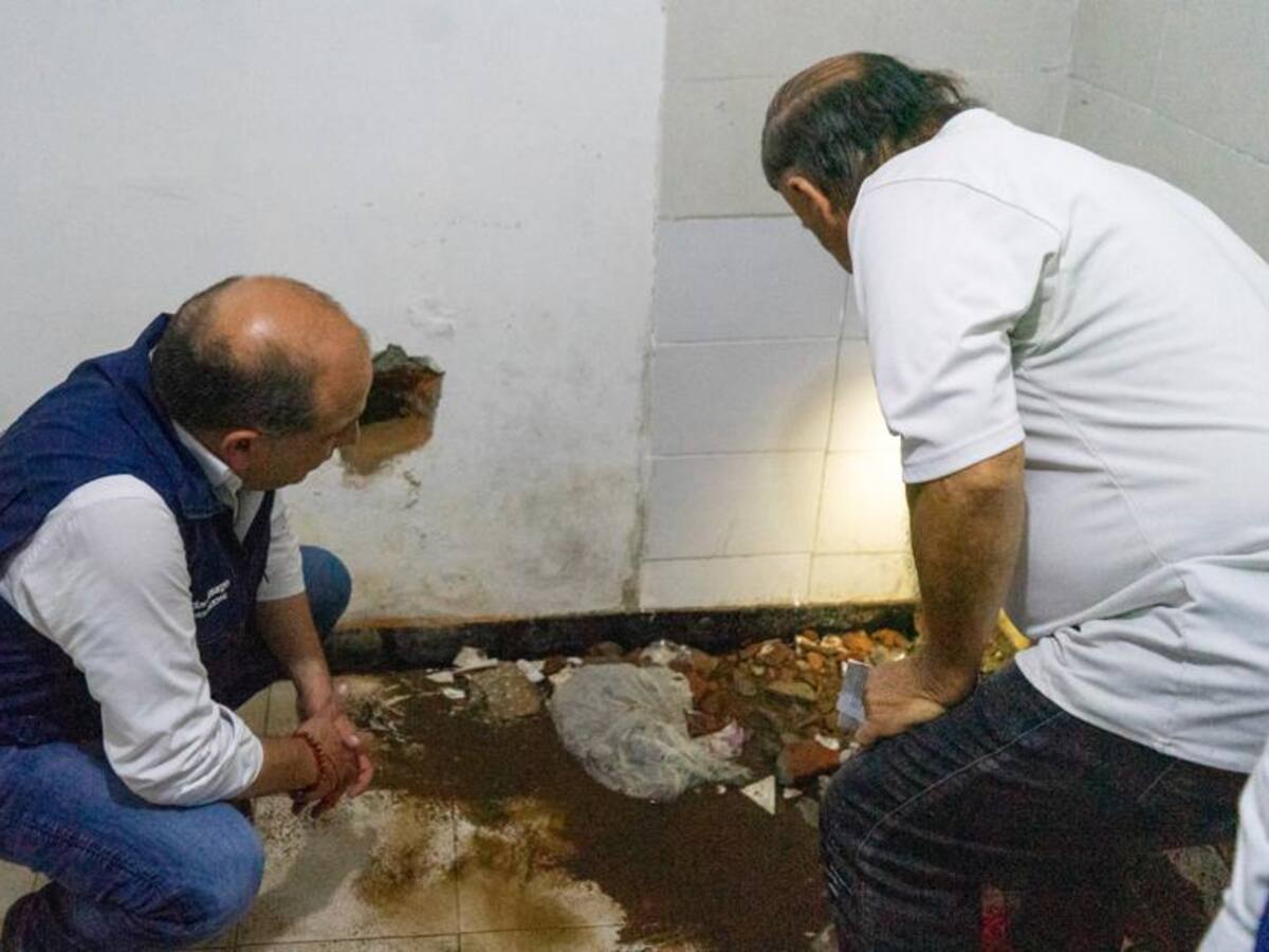 Defensoría pide proteger derechos a familias afectadas por filtraciones de agua en Pereira