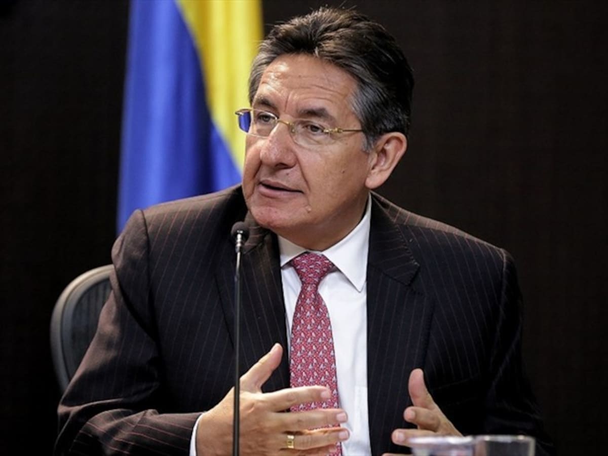 Sala extraordinaria en la Corte recibirá renuncia del Fiscal Martínez