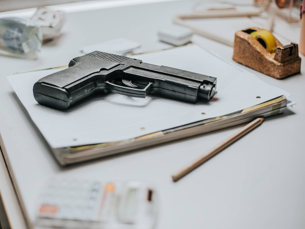 Mujer murió tras mala manipulación de un arma por parte de un uniformado en Chiscas, Boyacá