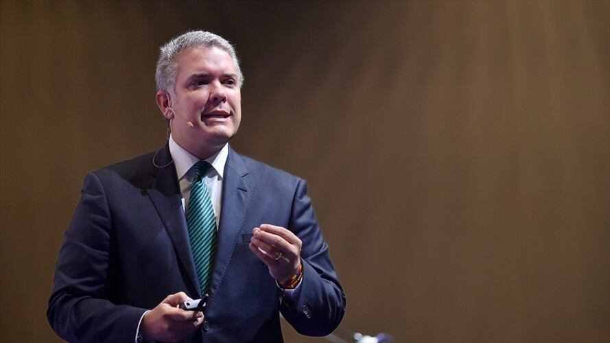 El presidente Iván Duque participó este lunes de un homenaje a los 22 cadetes de la Escuela General Santander que murieron hace un mes. Foto: Colprensa