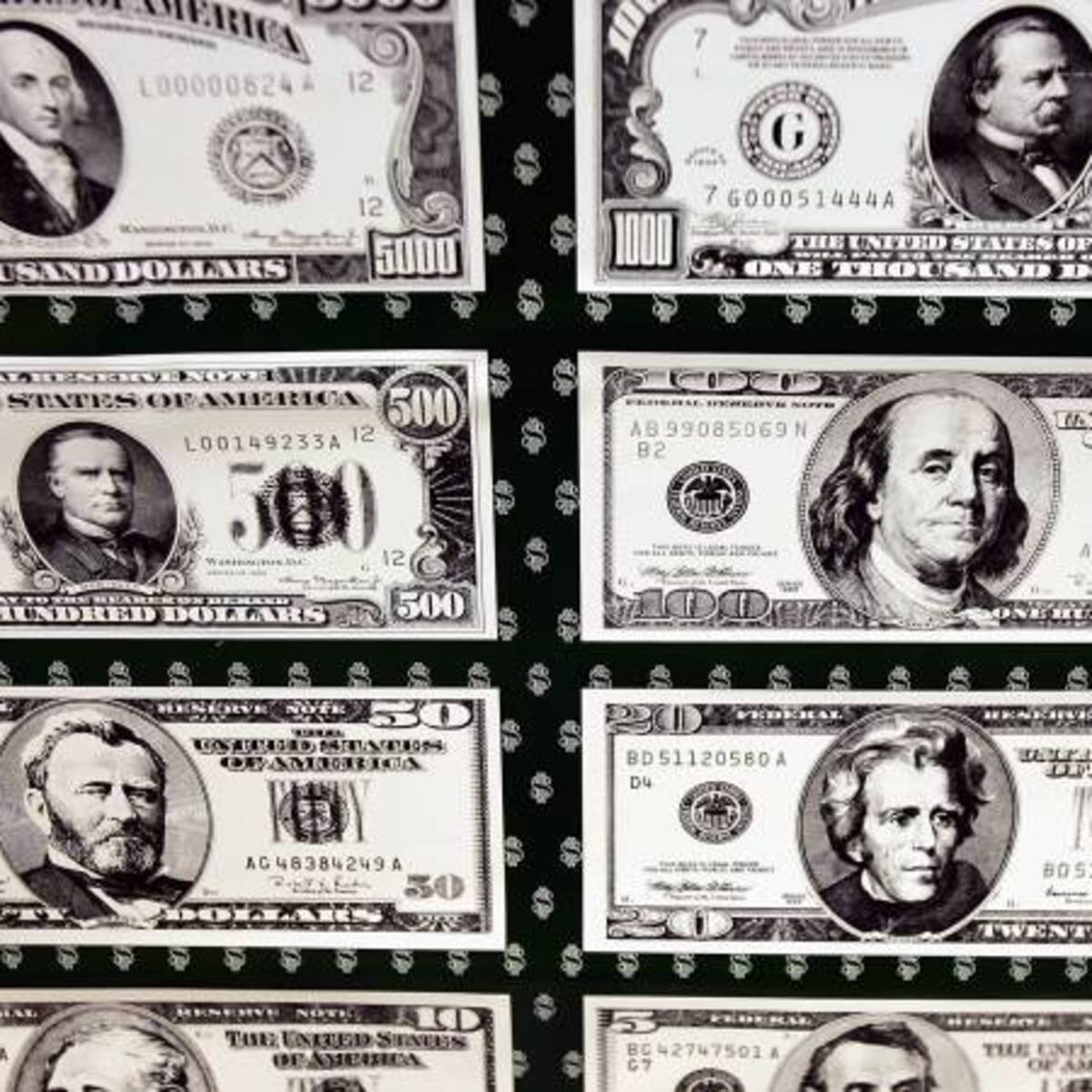 El dólar subió $100 en un día y volvió a cerrar en promedio por encima de $5.000
