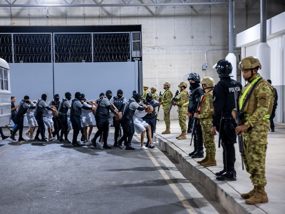 Trump dio las gracias a Bukele por recibir a migrantes expulsados por Estados Unidos