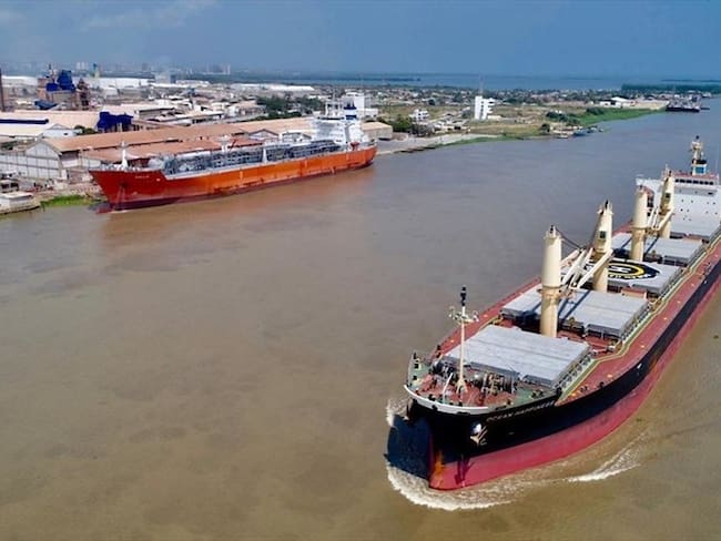 A través del puerto de Barranquilla ingresan la mayoría de insumos de primera necesidad y materiales para la construcción. Foto: Colprensa