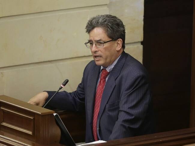 No creo que haya ambiente en la Cámara para que Carrasquilla se vaya: Chacón