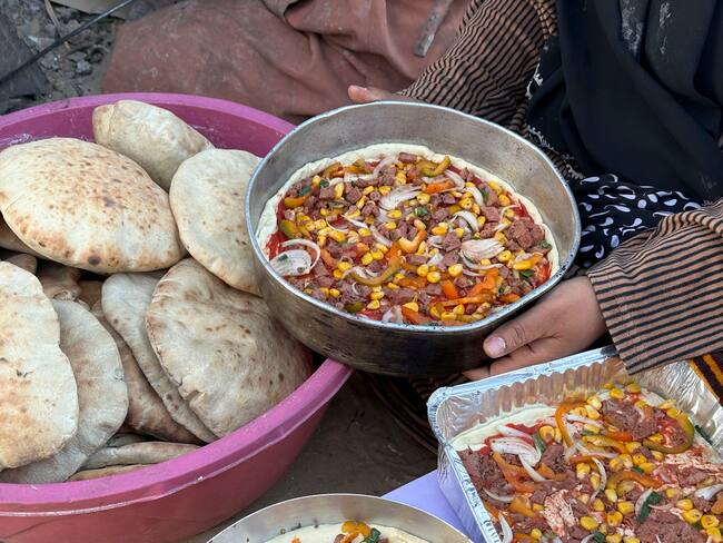Platos de comida. Foto: EFE/ Str