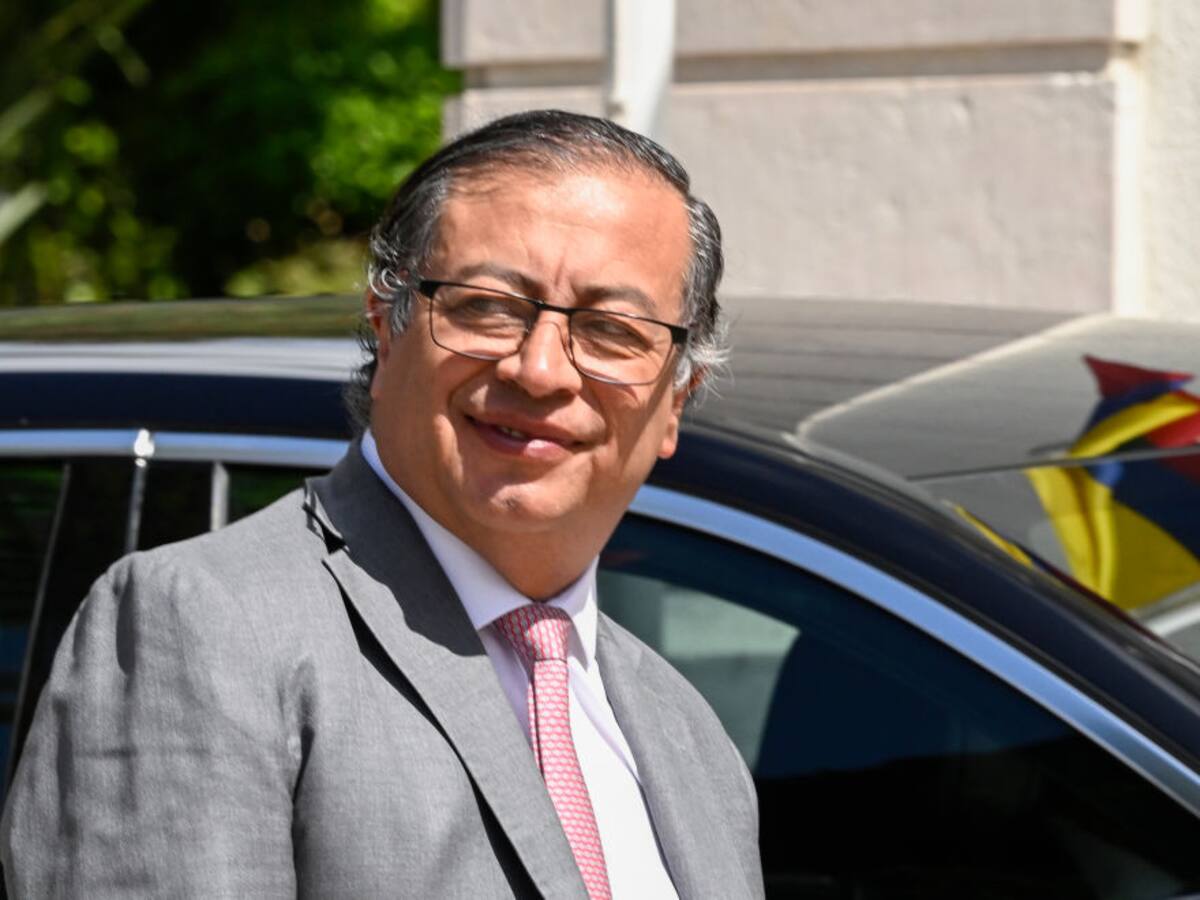 Petro aplaude el inicio del proceso de paz con el Frente Comuneros en Nariño