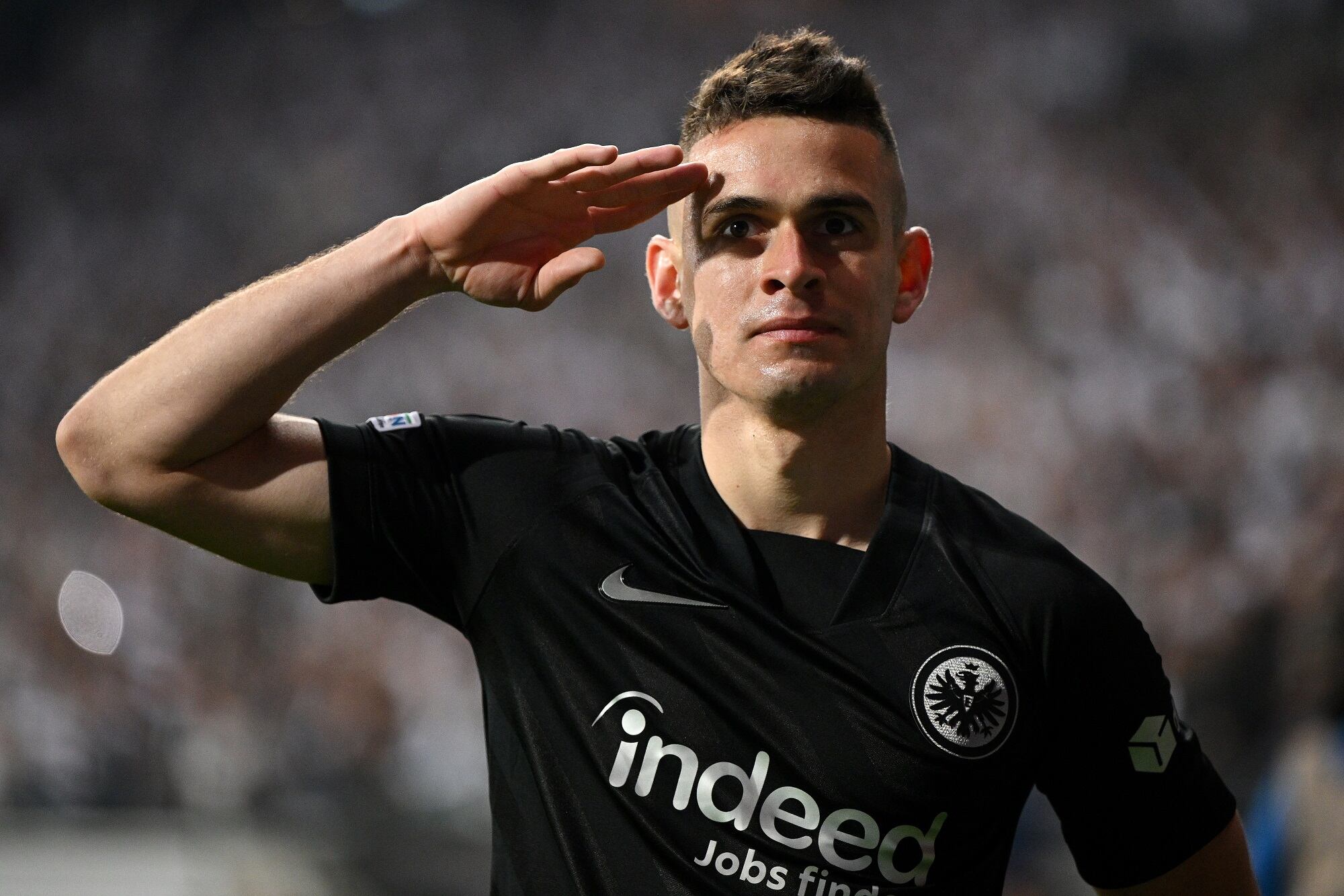 Rafael Santos Borré celebrando su anotación ante el West Ham. (Photo by Matthias Hangst/Getty Images)