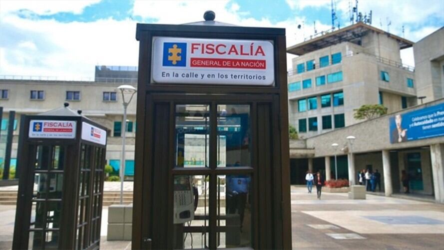 Ejército entrega a Fiscalía información tras escándalo de perfilamientos a políticos líderes y periodistas. Foto: Colprensa