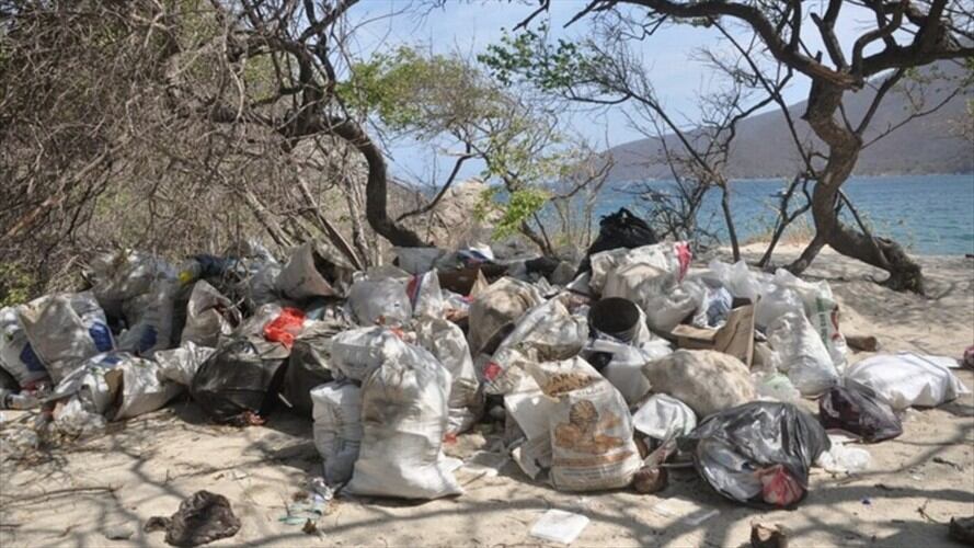 Con graves daños ambientales, así encontró la Sociedad de Activos Especiales el balneario de Bahía Concha.. Foto: La Wcon Julio Sánchez Cristo
