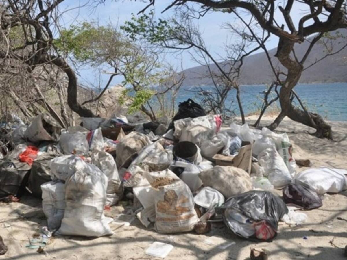 Ordenan nuevo cierre de Bahía Concha, en el Parque Tayrona
