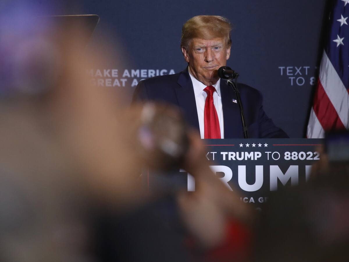 Trump afronta 37 cargos criminales por el manejo de documentos clasificados