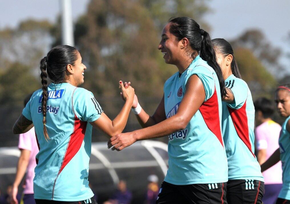 Las jugadoras de la Selección Colombia durante su partido amistoso frente a China / FCF.