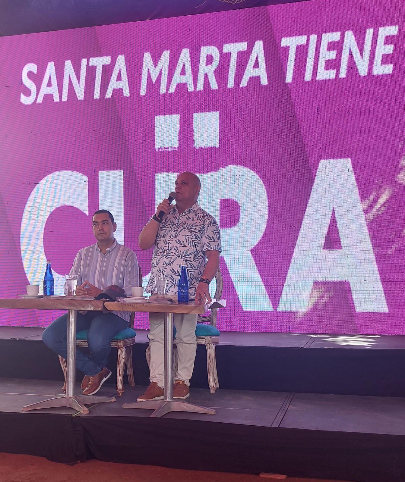 Jose 'El Cura Ordoñez'/ Gissell Campo