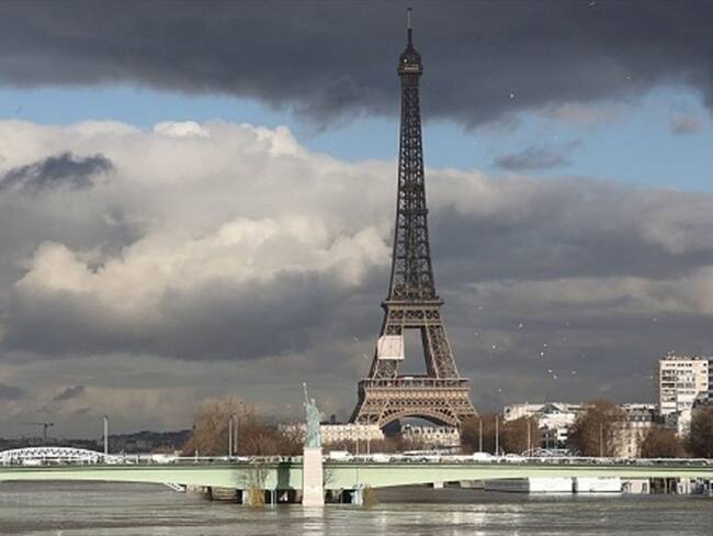 Inundaciones amenazan París: cierran carreteras y túneles. Foto: Getty Images