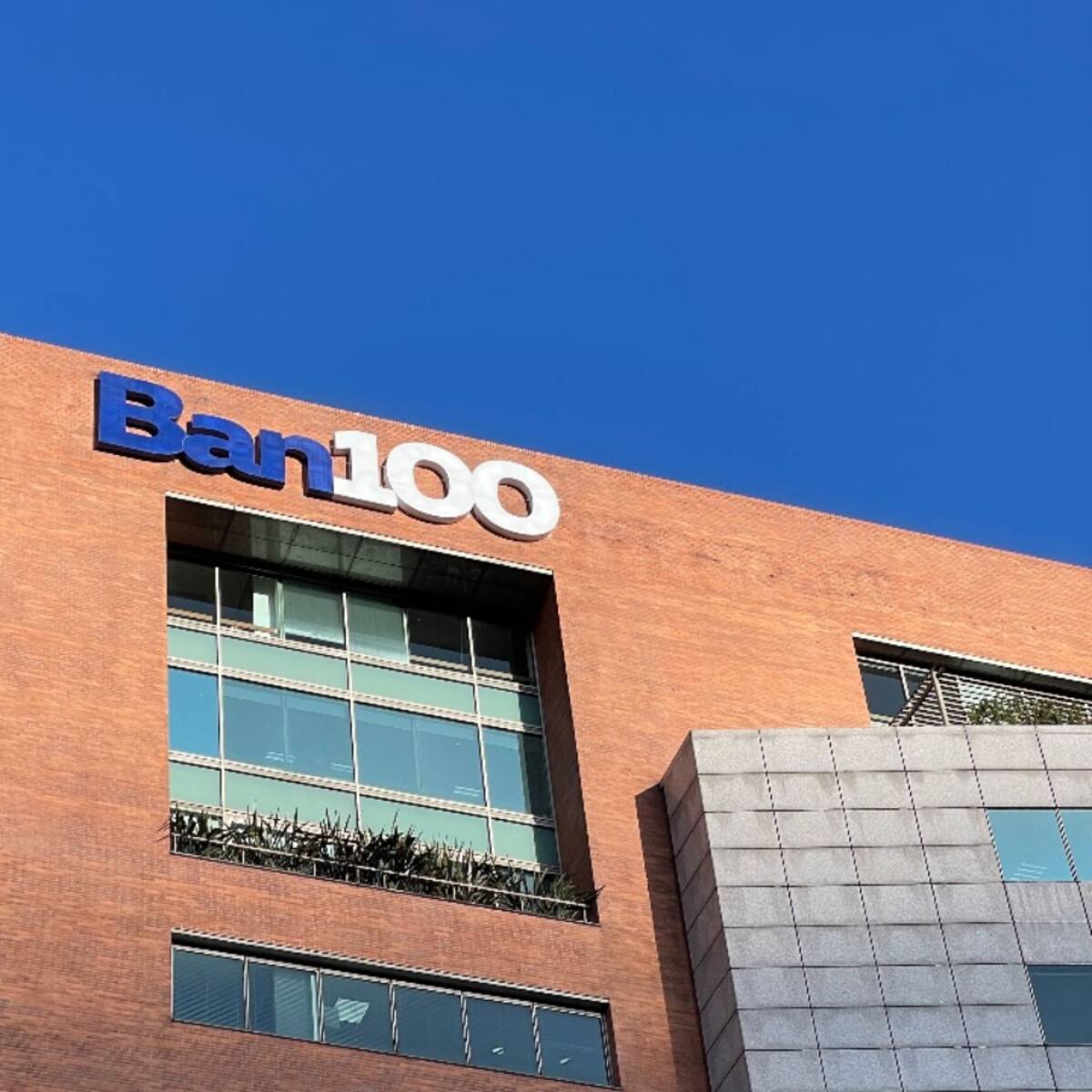 Ban100 respondió a la decisión del FNG de no darle garantías en créditos