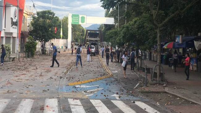Tres uniformados resultaron heridos. . Foto: Suministrada.