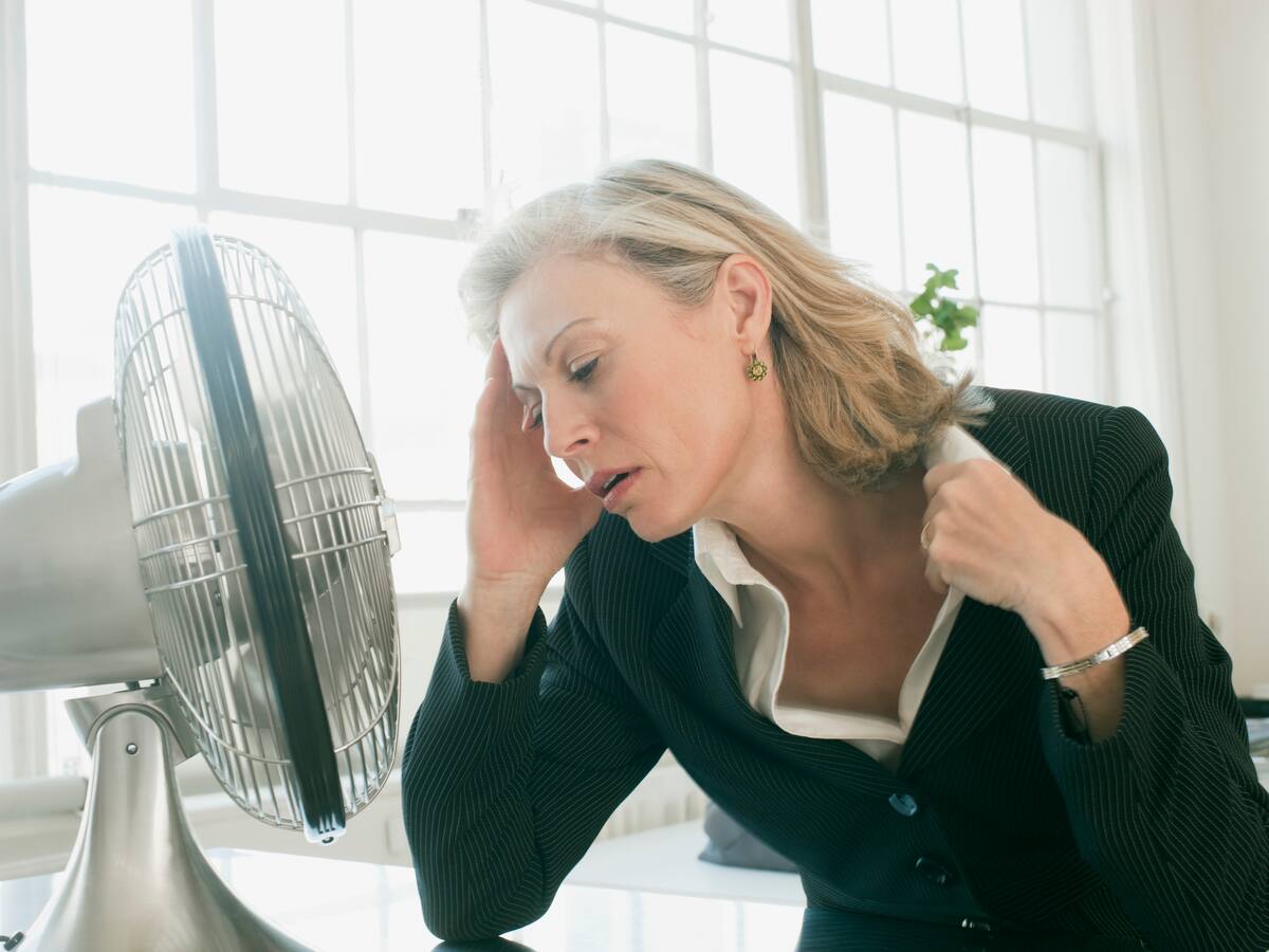 Etapa que afecta a la mujer en salud cardiovascular y metabólica: médica sobre menopausia