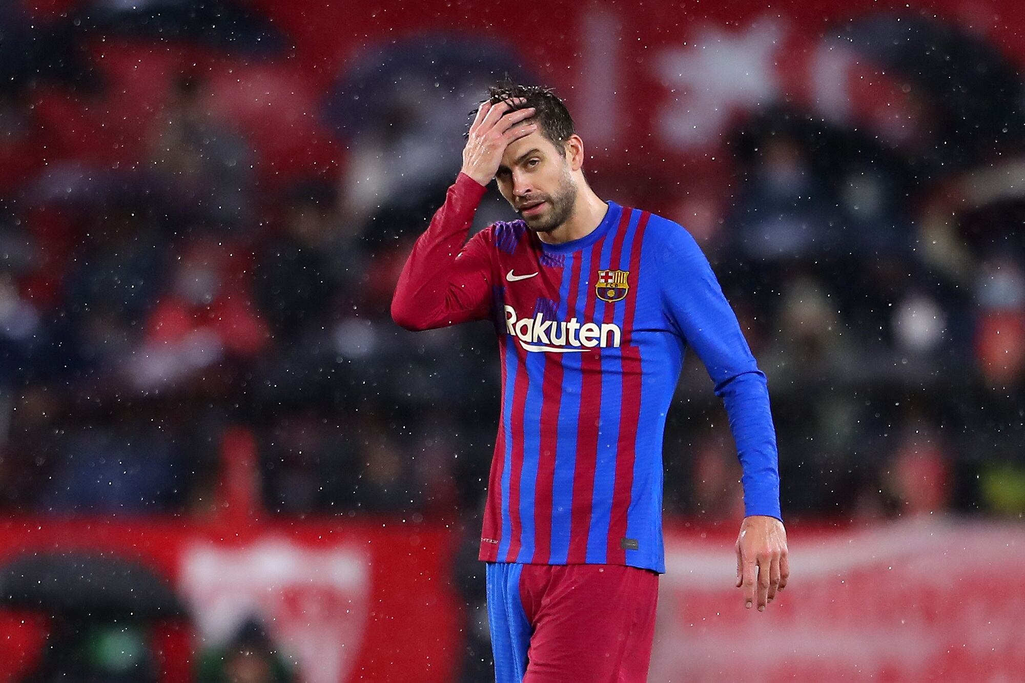 Gerard Piqué ante el Sevilla