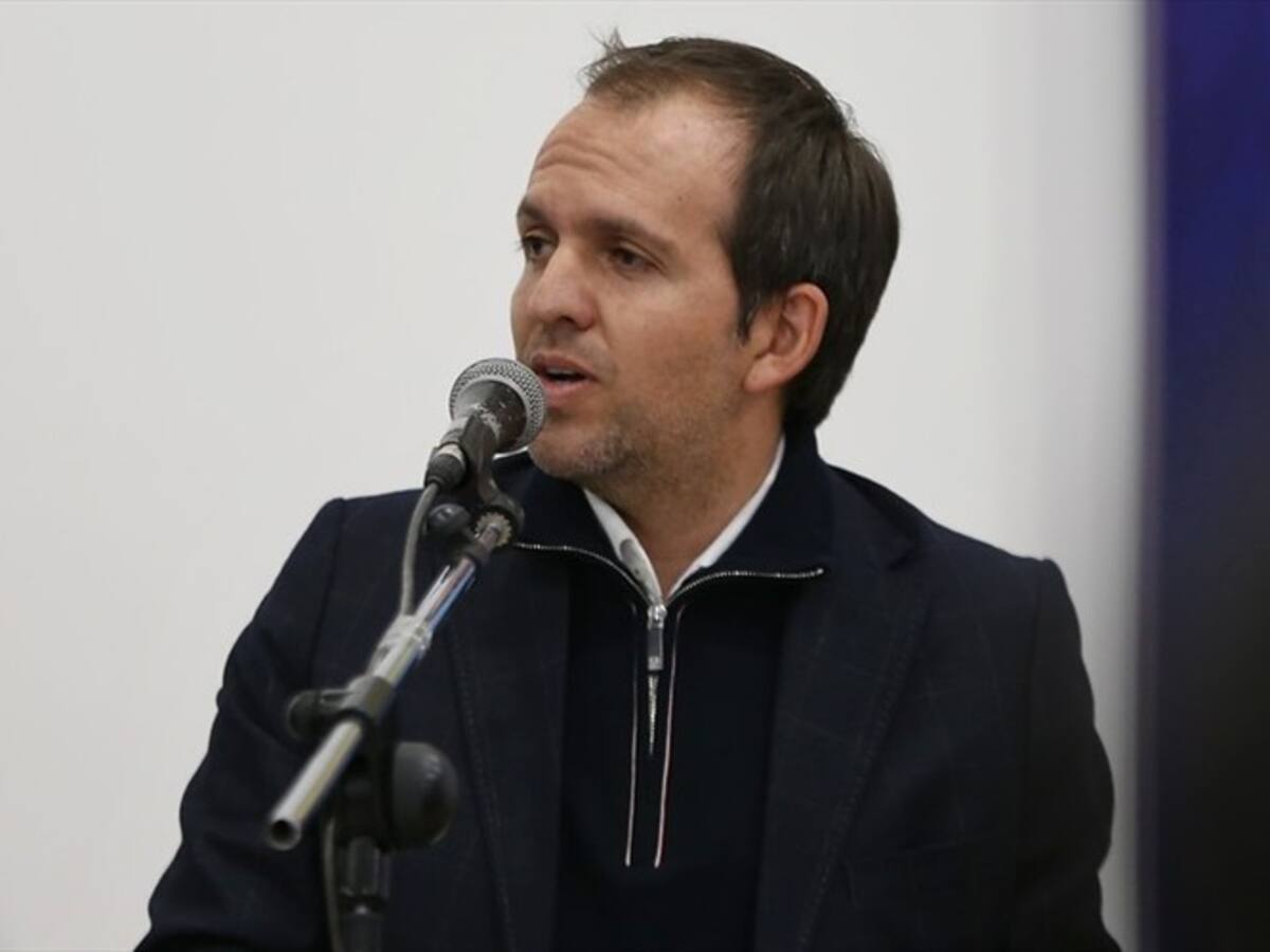 La prioridad no es el fútbol, las prioridades son temas de impacto social: Ernesto Lucena